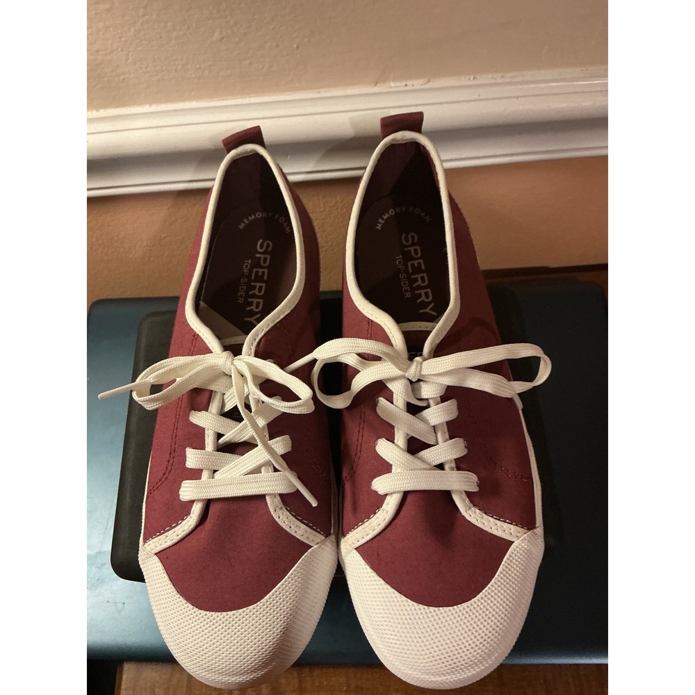Sperry Top Sider Women's‎ Burgundy Canvas Memory Foam Sneakers Size 8.5